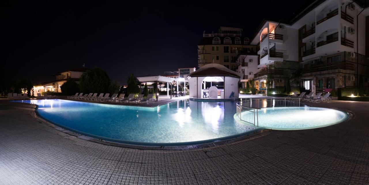 Vm Apartments Robinson Beach Pomorie Bagian luar foto